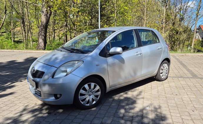 Toyota Yaris cena 11900 przebieg: 159600, rok produkcji 2008 z Gdańsk małe 11